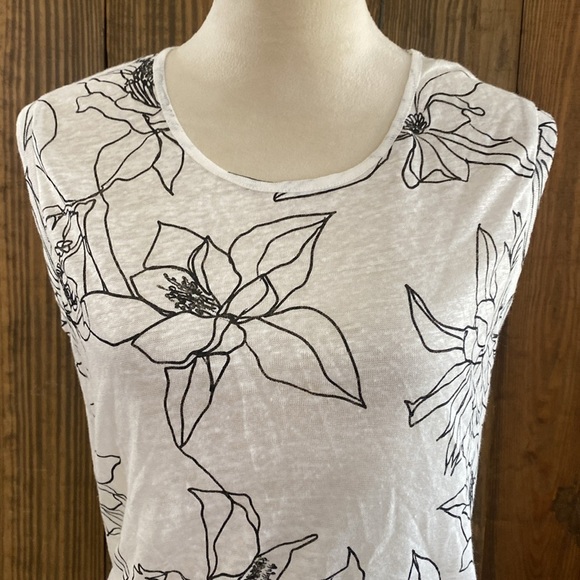 Brende Women’s Blouse Floral White & Black - Picture 2 of 8